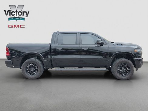 Used 2025 RAM 1500 Big Horn AWD/4WD image 18