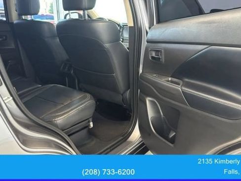 Used 2020 Mitsubishi Outlander SEL AWD/4WD image 37