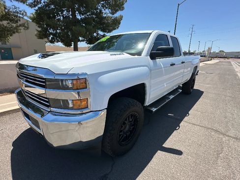 Used 2018 Chevrolet Silverado 2500 W/T RWD image 10