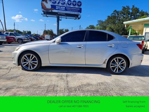 Used 2008 Lexus IS 250 w/ Premium Pkg RWD image 2