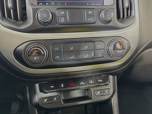 Used 2020 GMC Canyon SLT w/ Driver Alert Package AWD/4WD image 18
