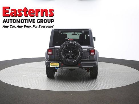 Used 2023 Jeep Wrangler Unlimited w/ Cold Weather Group AWD/4WD image 38