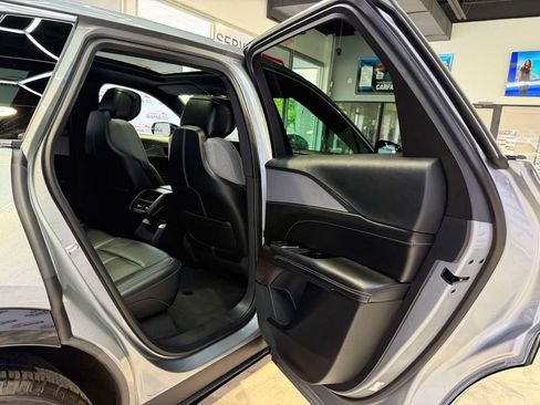 Used 2024 Cadillac Lyriq Tech AWD/4WD image 47