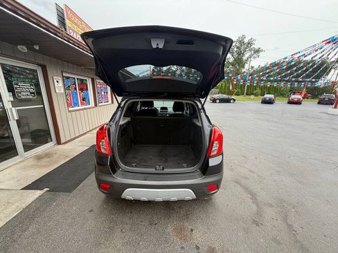 Used 2016 Buick Encore FWD image 9