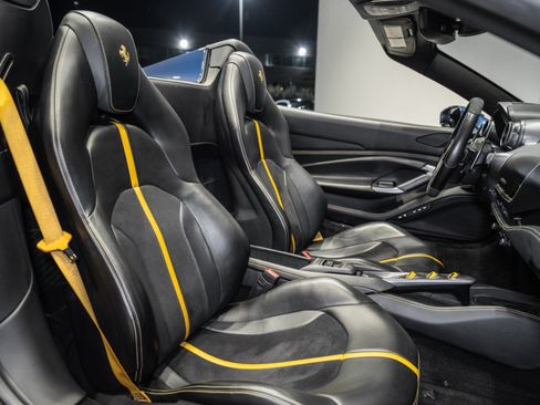 Used 2023 Ferrari F8 Tributo RWD image 19