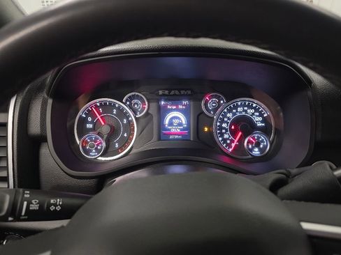 Used 2025 RAM 2500 Big Horn AWD/4WD image 16
