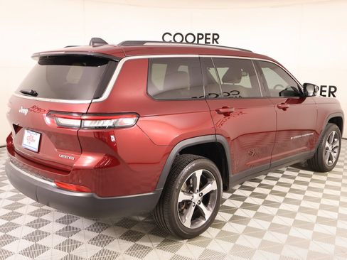 Used 2023 Jeep Grand Cherokee L Limited AWD/4WD image 22