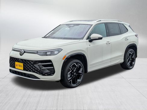 New 2026 Volkswagen Tiguan SEL R-Line AWD/4WD image 2