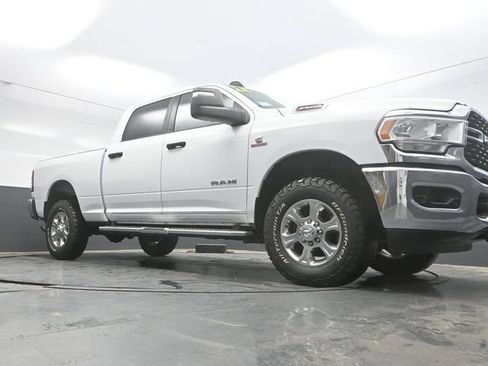 Used 2024 RAM 2500 Big Horn AWD/4WD image 34