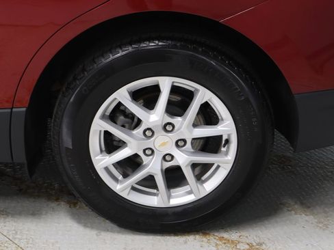 Used 2024 Chevrolet Equinox LT w/ LPO, Floor Liner Package image 15