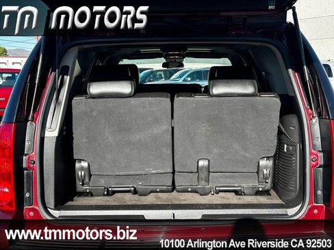 Used 2008 GMC Yukon SLT w/ SLT Preferred Equipment Group image 9