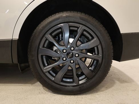 Used 2022 Chevrolet Equinox RS w/ Infotainment Package AWD/4WD image 34