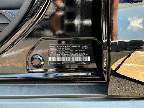 New 2025 Mitsubishi Outlander Sport SE image 17