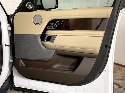Used 2022 Land Rover Range Rover Westminster Edition image 23
