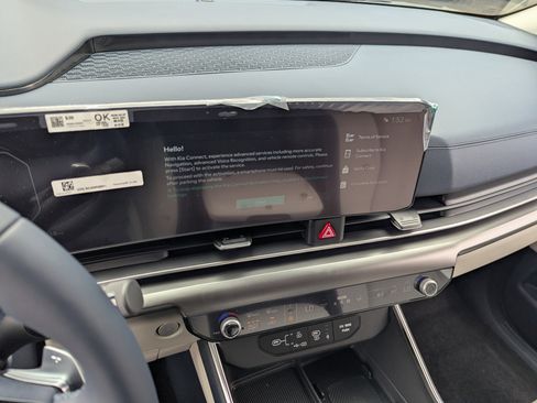 New 2026 Kia Carnival SX Prestige FWD image 23
