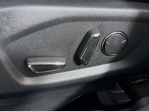 Used 2018 Ford Explorer Limited AWD/4WD image 41