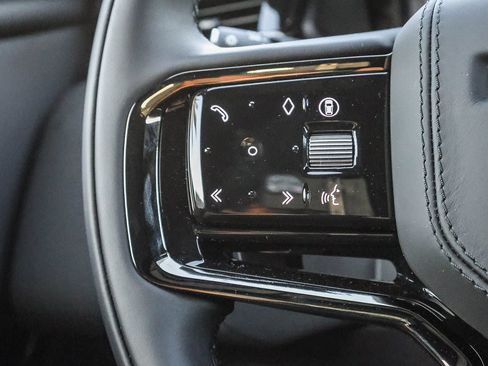 New 2026 Land Rover Range Rover Velar S AWD/4WD image 34