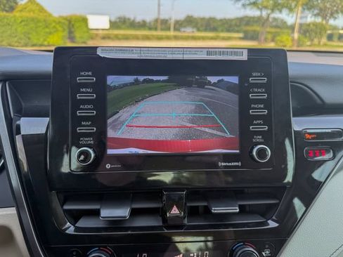 Used 2024 Toyota Camry LE FWD image 22