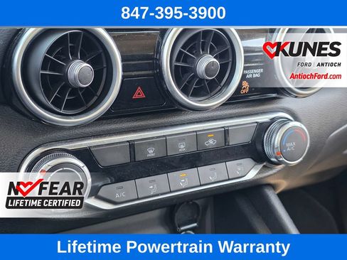 Used 2024 Nissan Sentra SV FWD image 35