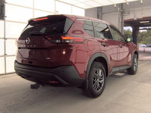 Used 2021 Nissan Rogue S AWD/4WD image 2