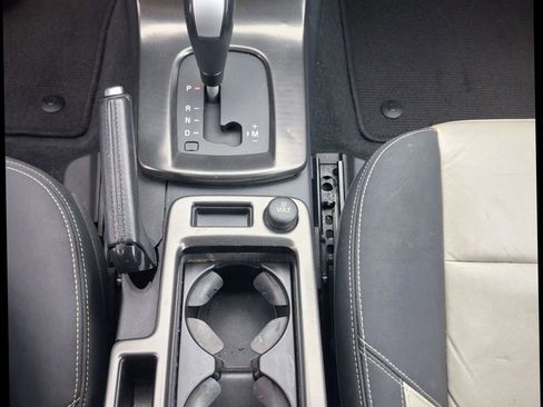Used 2011 Volvo C30 FWD image 13