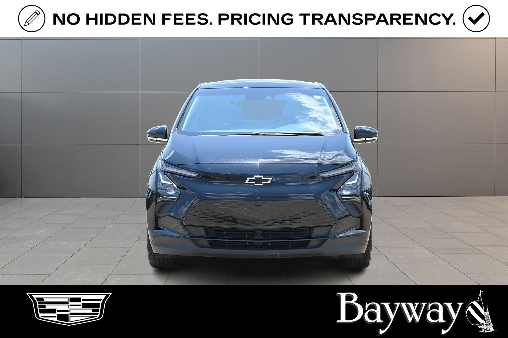 Used 2023 Chevrolet Bolt LT w/ Infotainment Package FWD image 2