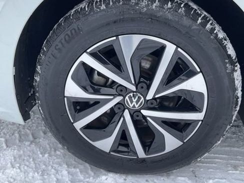 Used 2023 Volkswagen Jetta S image 21