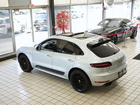 Used 2018 Porsche Macan GTS w/ Premium Package Plus AWD/4WD image 64