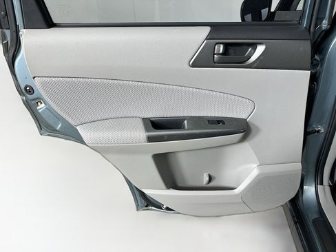 Used 2012 Subaru Forester 2.5X w/ Alloy Wheel Pkg image 24