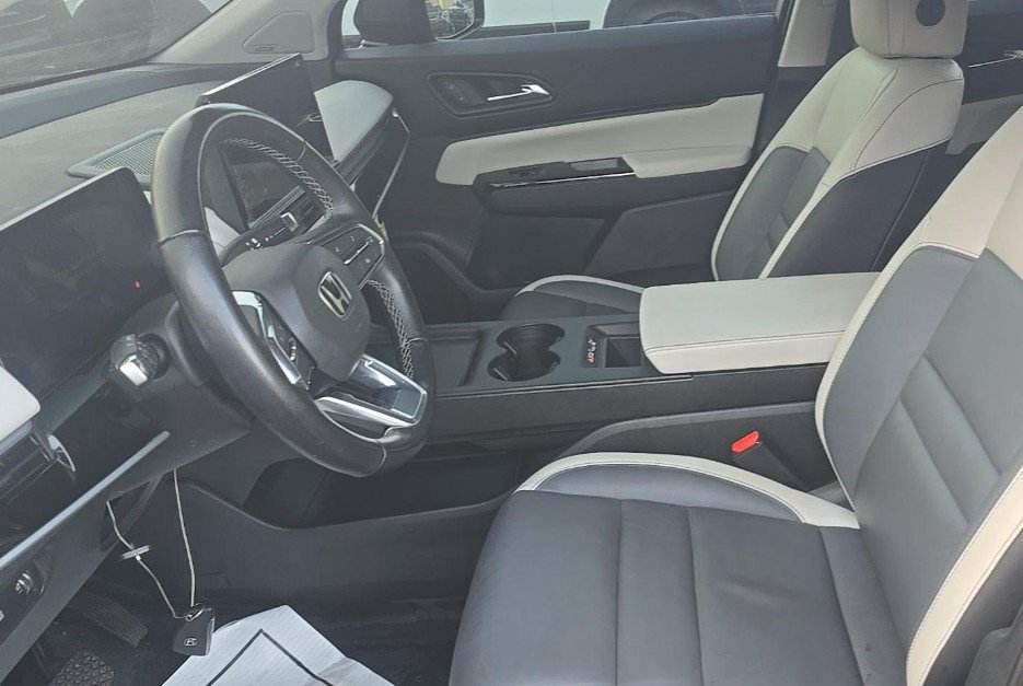 Used 2025 Honda Prologue Touring image 7