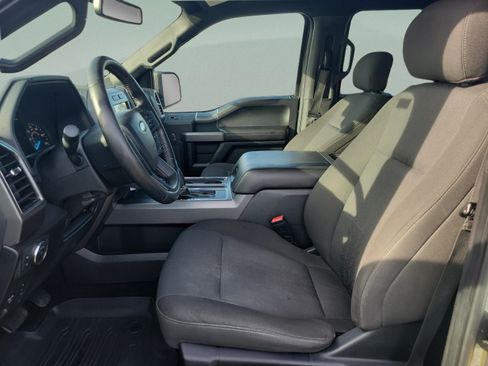 Used 2019 Ford F150 XLT w/ Equipment Group 302A Luxury AWD/4WD image 14