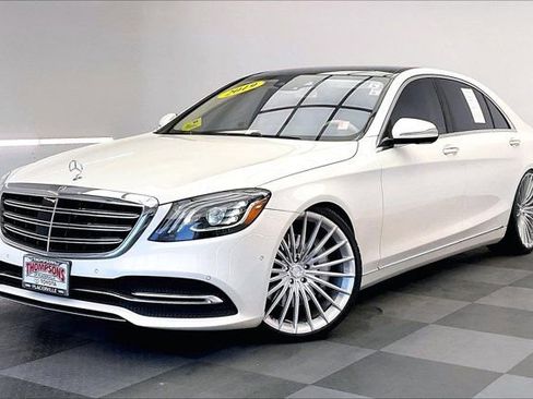 Used 2019 Mercedes-Benz S 560 Sedan image 12