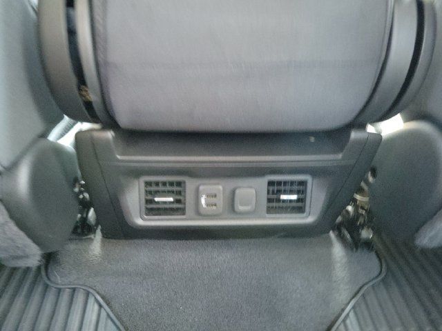 Used 2022 Chevrolet Silverado 1500 RST w/ Bed Protection Package RWD image 12