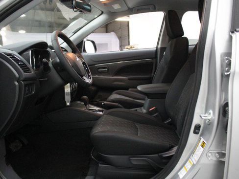 New 2026 Mitsubishi Outlander Sport LE AWD/4WD image 6