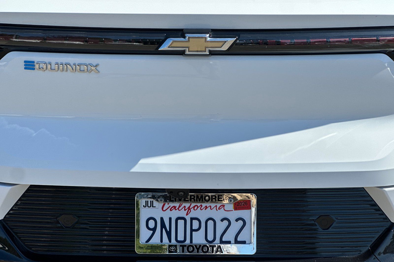 Used 2024 Chevrolet Equinox EV LT FWD image 48