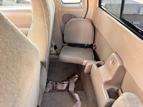 Used 2001 Ford Ranger XL image 16