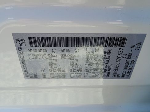 Certified 2025 Nissan Rogue SV FWD image 26