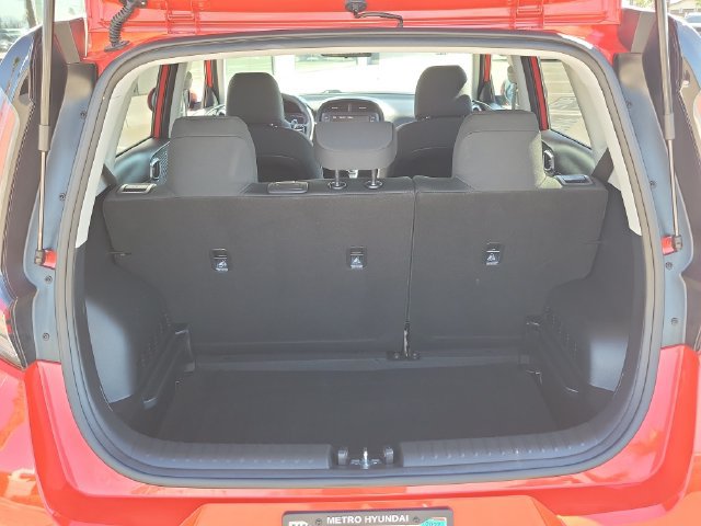 Used 2025 Kia Soul LX FWD image 24