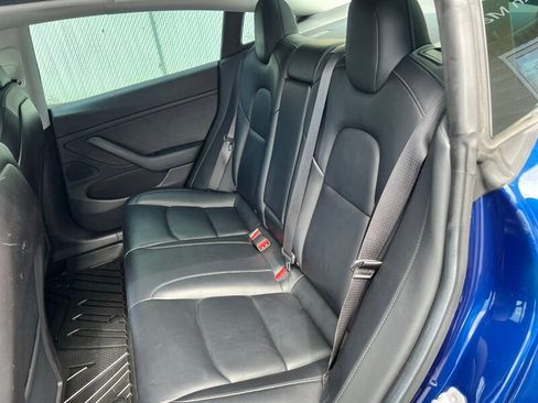 Used 2019 Tesla Model 3 Long Range image 17