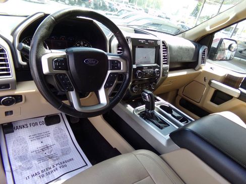Used 2016 Ford F150 Lariat AWD/4WD image 4