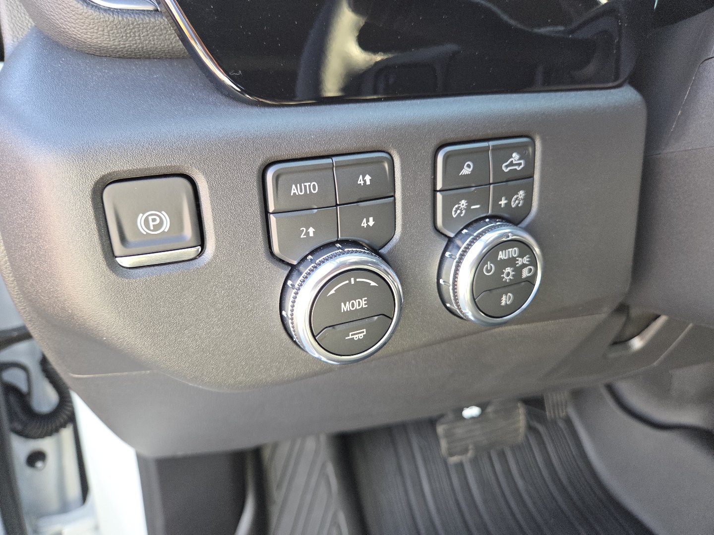 New 2026 GMC Sierra 1500 SLT AWD/4WD image 5