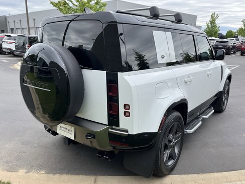 Certified 2024 Land Rover Defender 110 X-Dynamic SE AWD/4WD image 7