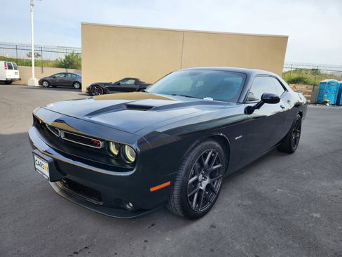 Used 2016 Dodge Challenger R/T Plus RWD image 27