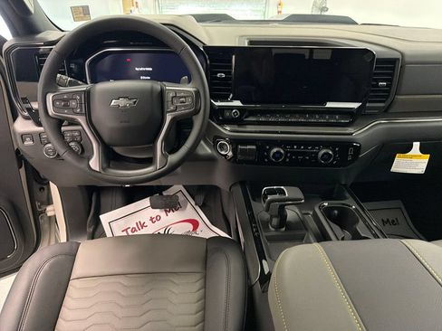 New 2026 Chevrolet Silverado 1500 ZR2 AWD/4WD image 14