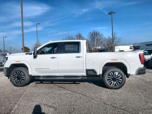 New 2026 GMC Sierra 2500 SLT w/ SLT Premium Package image 5