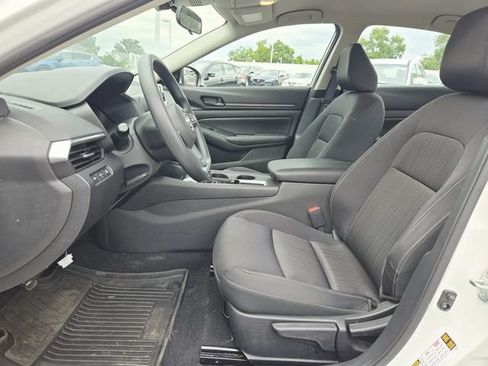 Used 2023 Nissan Altima 2.5 S FWD image 8