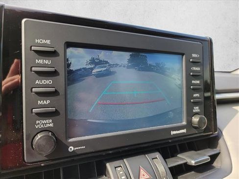 Used 2022 Toyota RAV4 XLE Premium FWD image 21