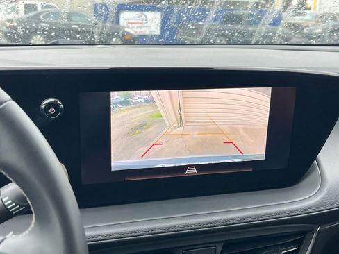 Used 2025 Buick Encore GX Preferred image 17