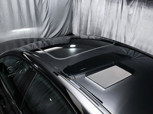 Used 2019 Mercedes-Benz C 300 Sedan image 70