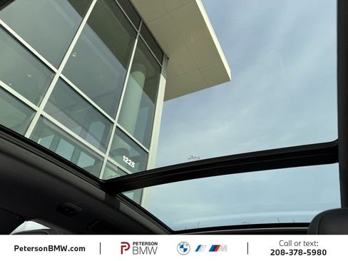 Used 2024 Porsche Macan image 36